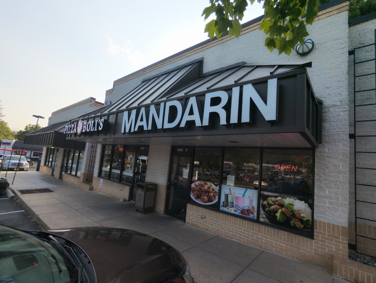 Mandarin Reston